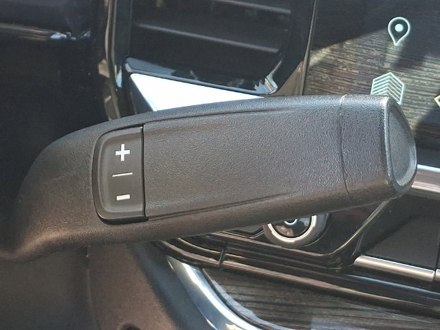 Used 2024 Chevrolet Silverado 1500 LT AWD/4WD image 11
