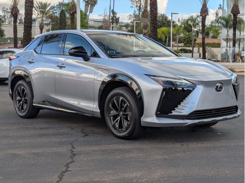 New 2026 Lexus RZ 450e 350e PREMIUM image 3