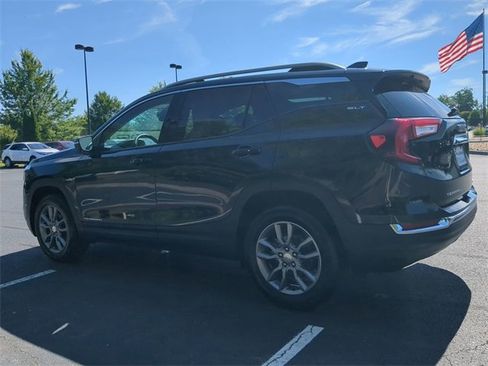 Used 2023 GMC Terrain SLT image 6