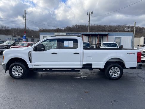 Used 2024 Ford F250 XLT image 8