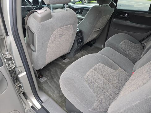 Used 2003 GMC Envoy SLE AWD/4WD image 19