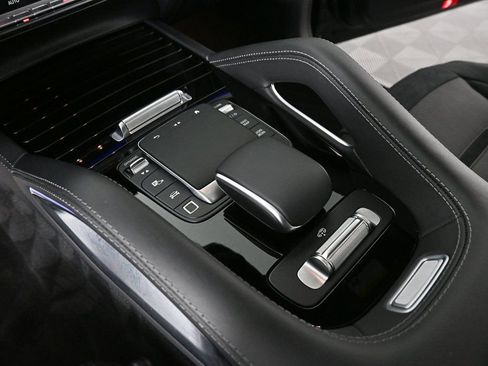 Certified 2025 Mercedes-Benz GLE 53 AMG GLE 53 AMG image 15