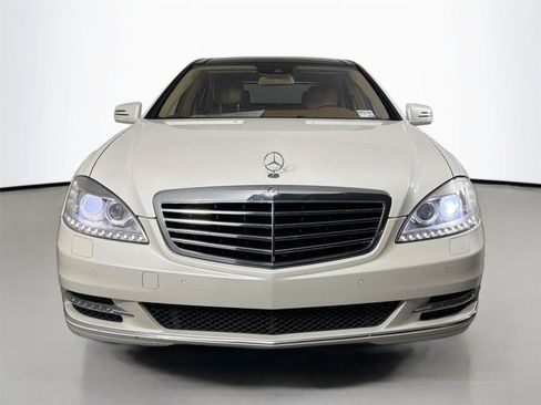 Used 2012 Mercedes-Benz S 550 4MATIC image 3