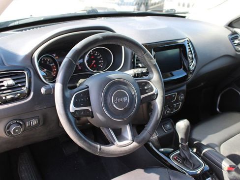 Used 2018 Jeep Compass Altitude w/ Popular Equipment Group image 11