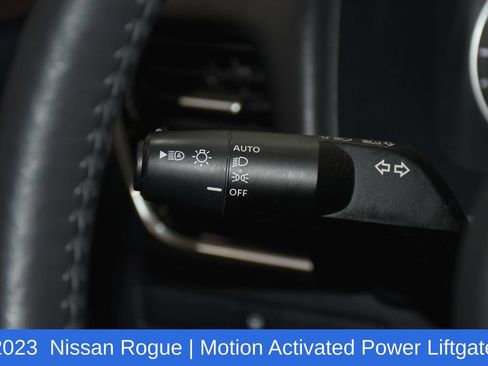 Used 2023 Nissan Rogue SL w/ SL Premium Package FWD image 11