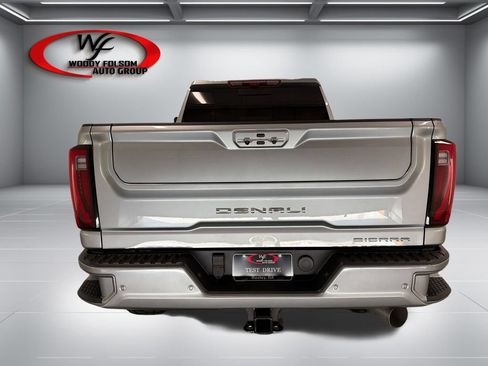 Used 2026 GMC Sierra 2500 Denali w/ Denali Reserve Package AWD/4WD image 7