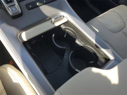 Used 2023 Hyundai Palisade Calligraphy image 26