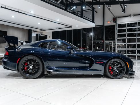 Used 2016 Dodge Viper ACR RWD image 27
