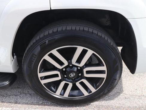 Used 2023 Toyota 4Runner Limited RWD image 17