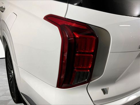 Used 2023 Hyundai Palisade Calligraphy w/ Cargo Package FWD image 23