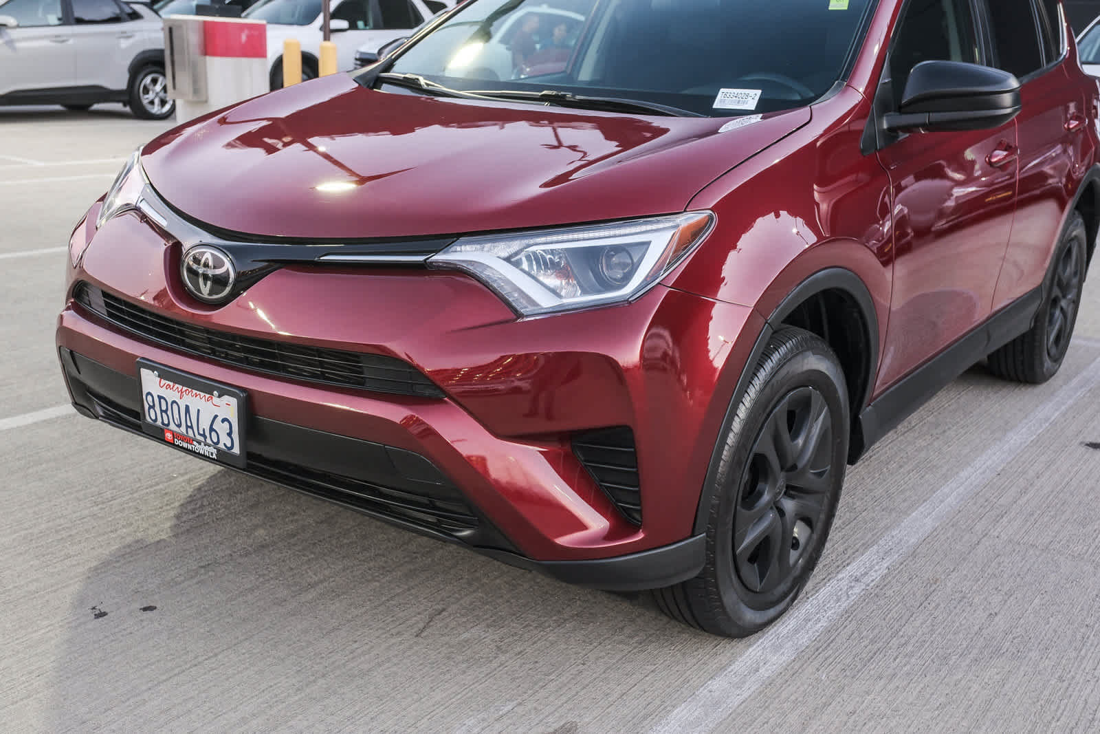 Used 2018 Toyota RAV4 LE w/ All Weather Liner Package FWD image 11
