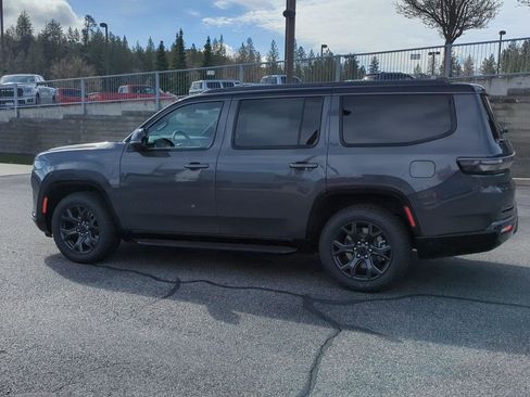 New 2026 Jeep Grand Wagoneer 4WD image 4