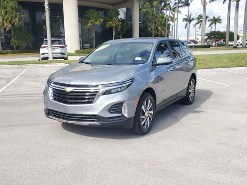 Used 2024 Chevrolet Equinox LT FWD image 7