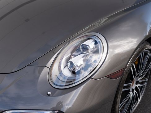 Used 2014 Porsche 911 Turbo S AWD/4WD image 24