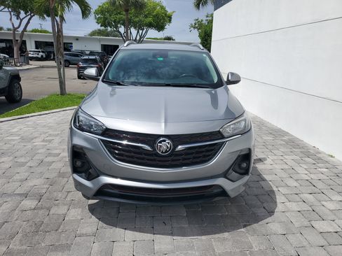 Used 2023 Buick Encore GX Select w/ Sport Touring Package FWD image 2