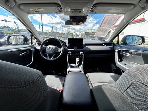 Certified 2025 Toyota RAV4 XLE w/ Convenience Package AWD/4WD image 18