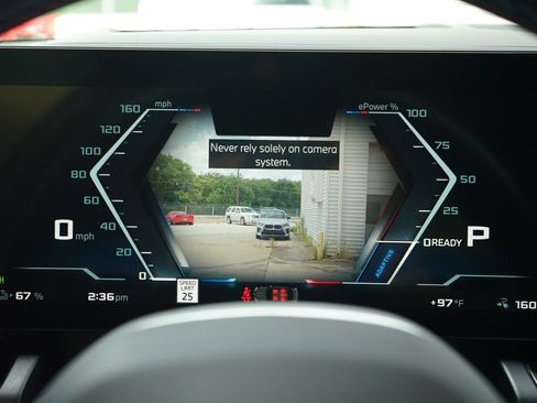 Used 2025 BMW i5 M60 AWD/4WD image 8