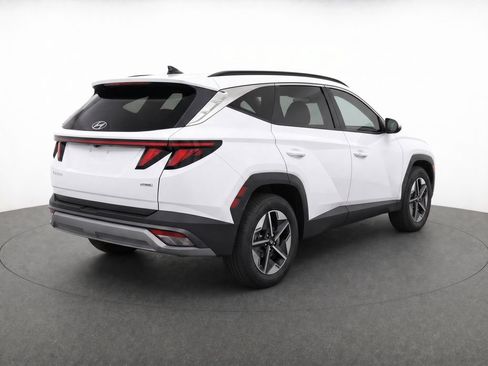 Certified 2025 Hyundai Tucson SEL FWD image 4
