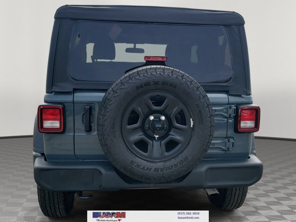 Used 2025 Jeep Wrangler Sport AWD/4WD image 26