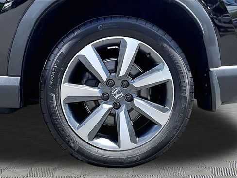 Used 2025 Honda Pilot Touring image 25