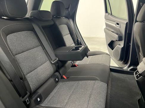 Used 2025 GMC Terrain Elevation image 17