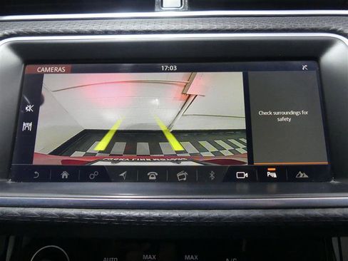 Used 2020 Land Rover Range Rover Evoque S image 13