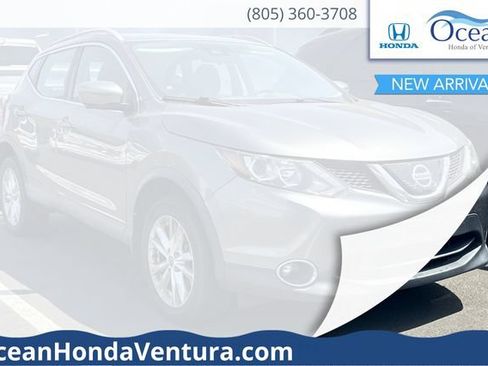 Used 2019 Nissan Rogue Sport SV w/ Technology Package FWD image 1
