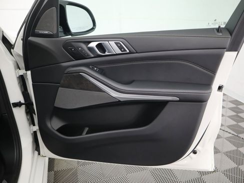 Certified 2025 BMW X5 M60i w/ Climate Comfort Package image 26