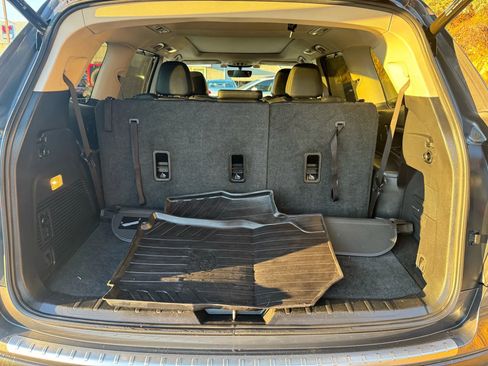 Used 2020 Subaru Ascent Limited w/ Technology Package image 22