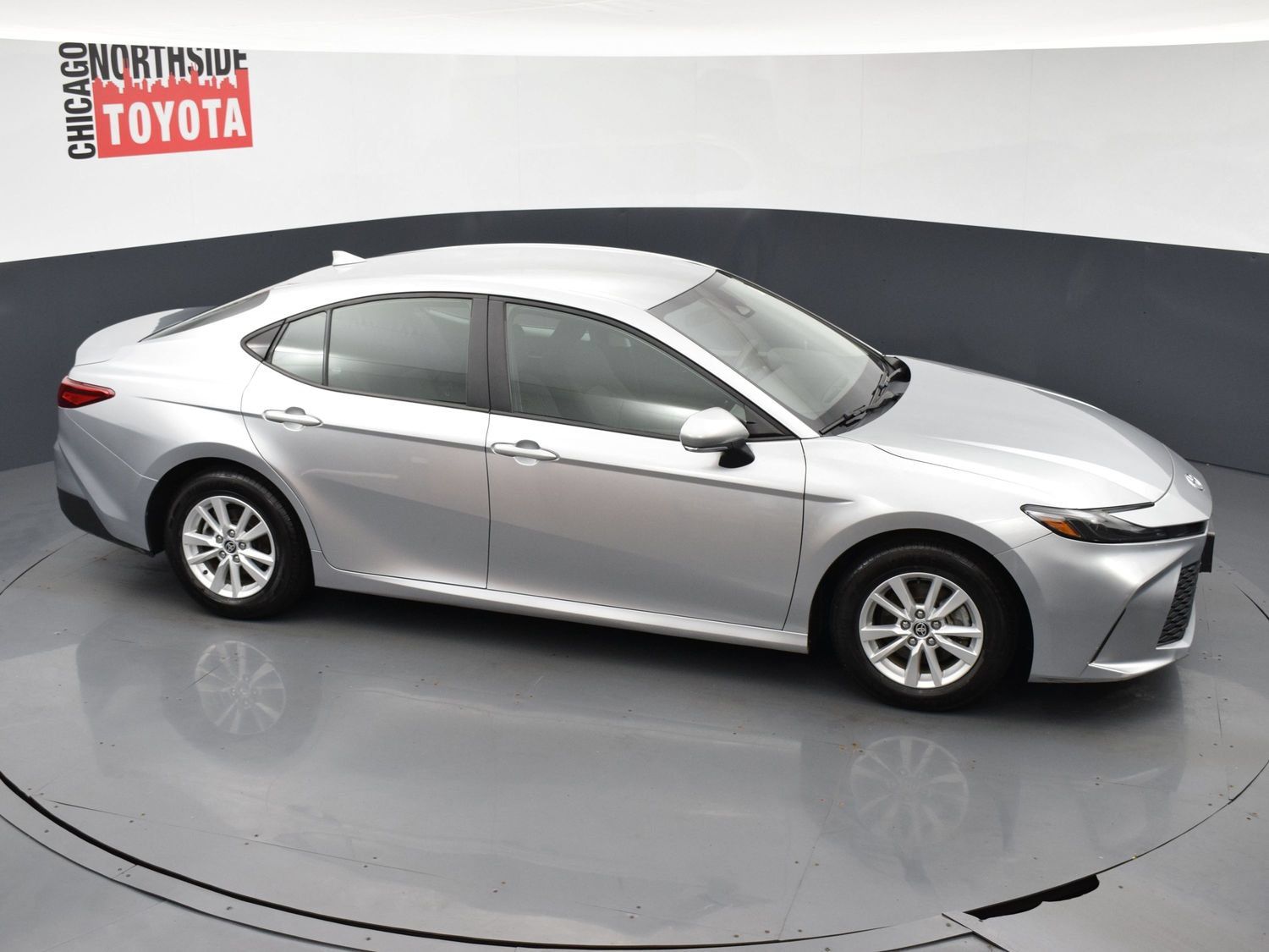 Used 2025 Toyota Camry LE FWD image 21