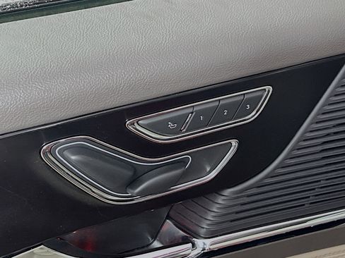 Used 2020 Lincoln Corsair FWD w/ Convenience Package image 16