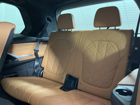 Certified 2024 BMW X7 xDrive40i AWD/4WD image 27