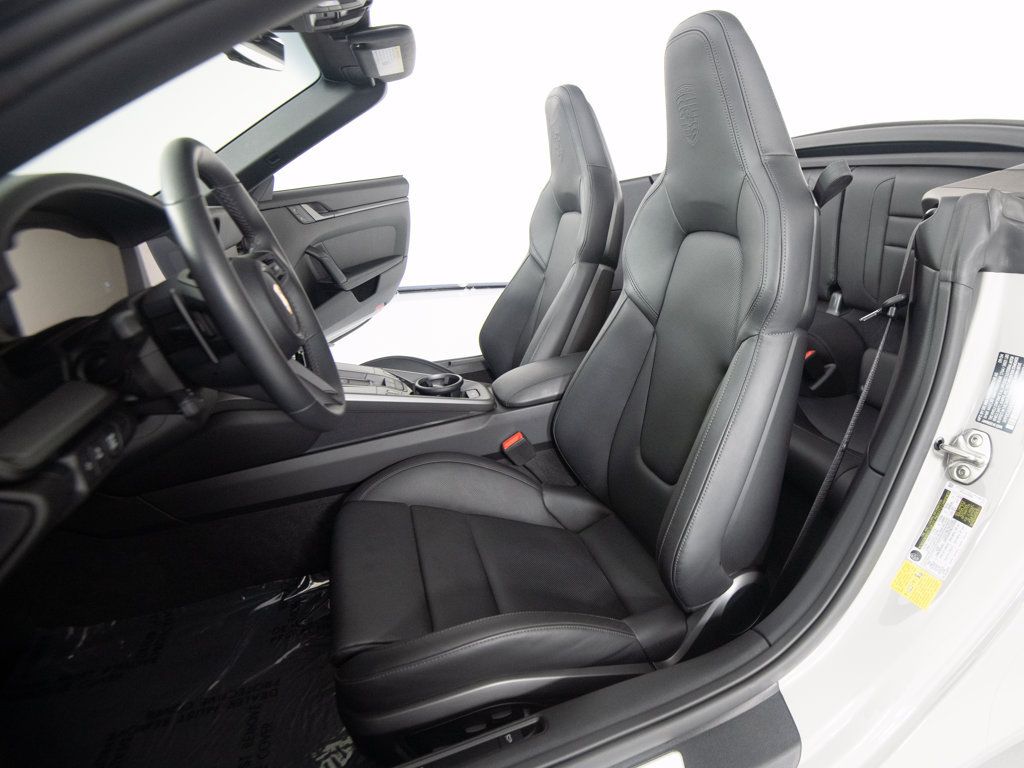 Certified 2025 Porsche 911 Carrera RWD image 16