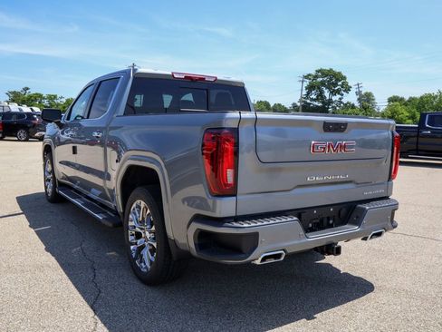 New 2026 GMC Sierra 1500 Denali w/ Technology Package AWD/4WD image 29