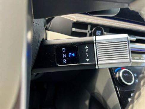 New 2025 Hyundai Santa Fe Calligraphy image 8