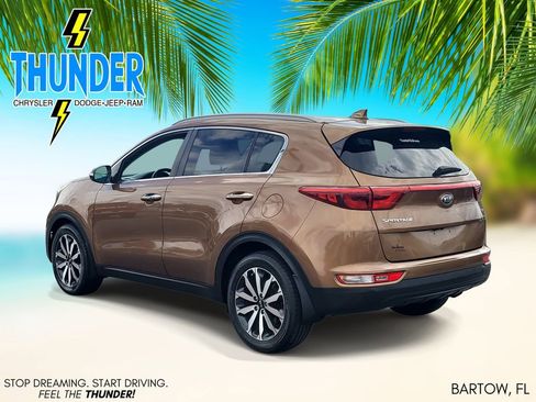 Used 2018 Kia Sportage EX w/ EX Sport Appearance Package FWD image 3
