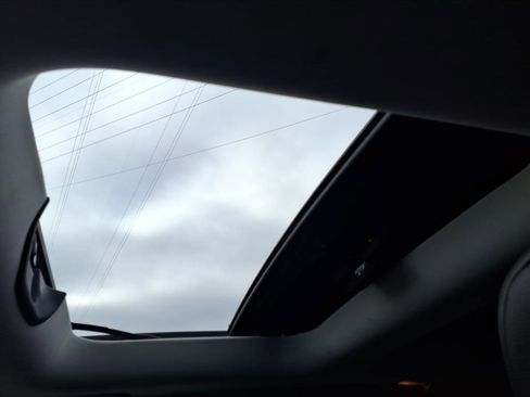 Used 2017 Jeep Renegade Trailhawk image 12