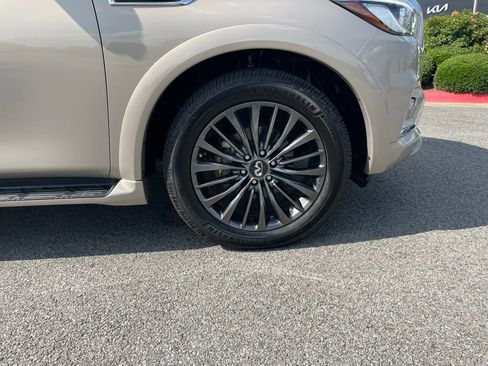 Used 2023 INFINITI QX80 Sensory w/ All-Season Package RWD image 33