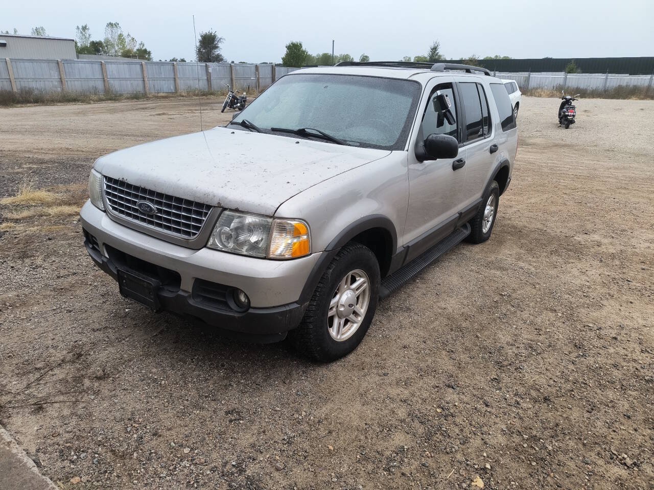 Used 2003 Ford Explorer XLT AWD/4WD image 1