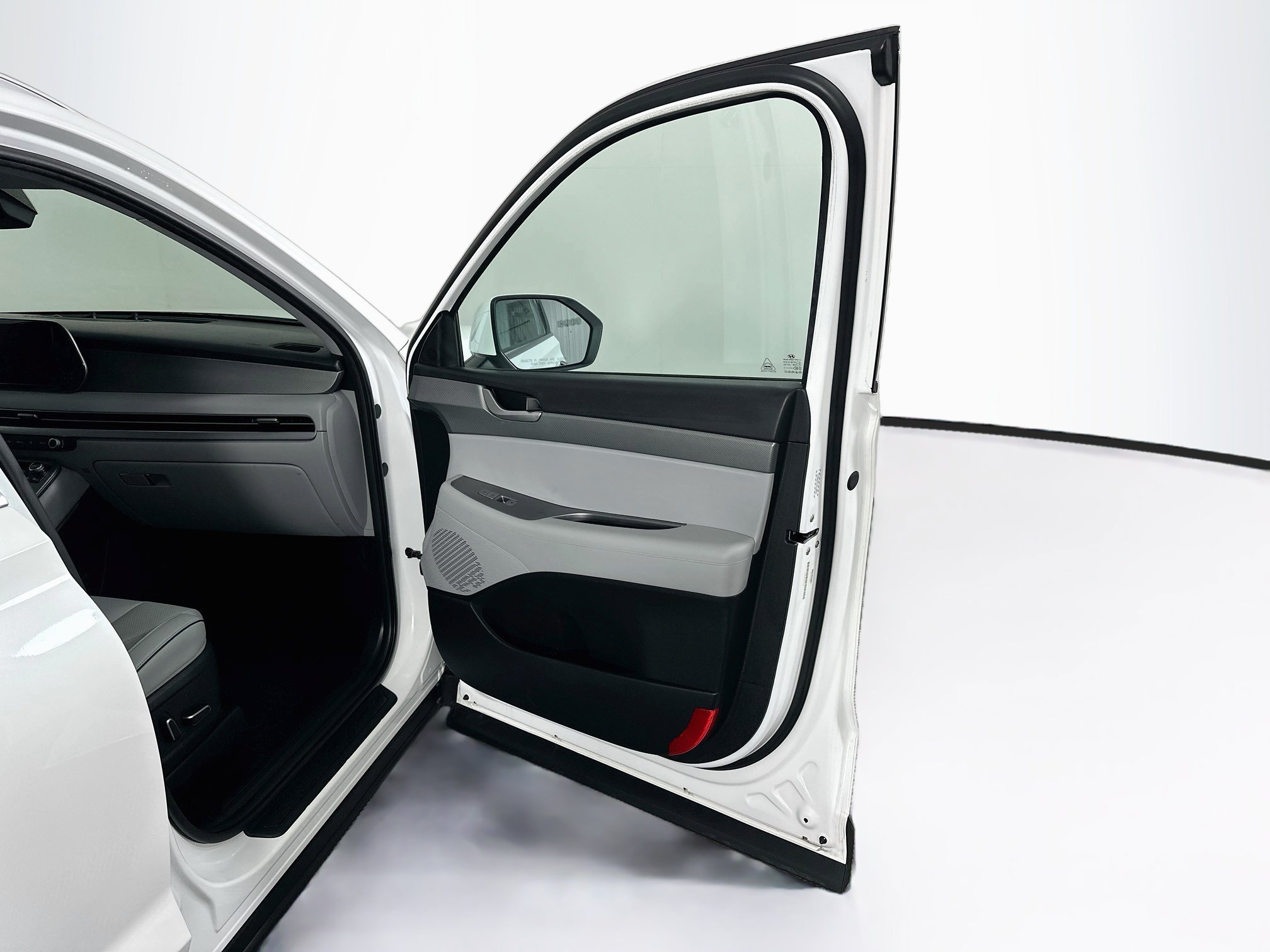 Used 2025 Hyundai Palisade SEL FWD image 35