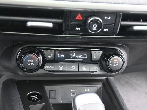 New 2026 Nissan Kicks SV w/ SV Premium Package AWD/4WD image 10