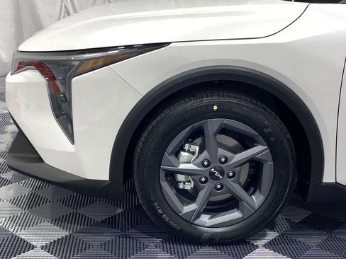 New 2026 Kia K4 LXS image 19