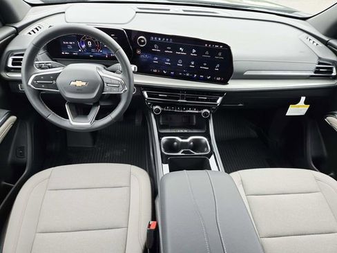 New 2026 Chevrolet Traverse LT w/ LPO, Floor Liner Package AWD/4WD image 6