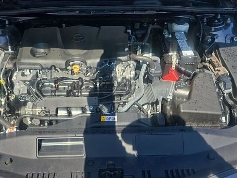 Used 2024 Toyota Camry SE FWD image 5