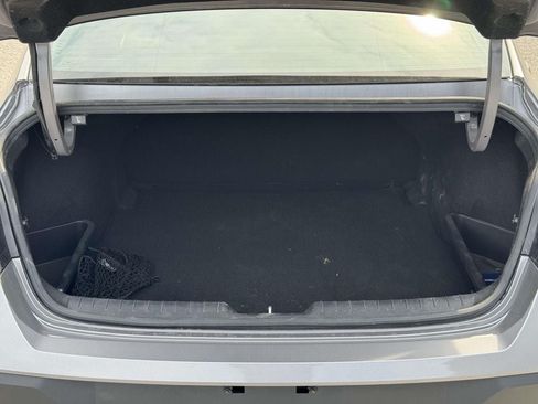 Used 2024 Hyundai Elantra SEL FWD image 16