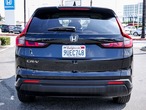Used 2025 Honda CR-V EX image 6