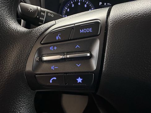 Used 2022 Hyundai Kona SEL image 43