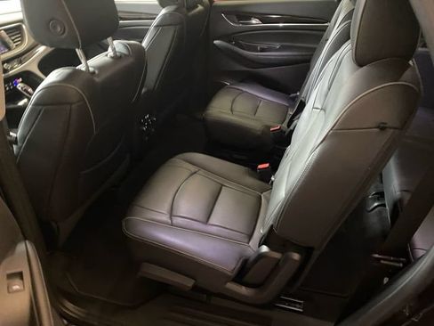 Used 2021 Buick Enclave Avenir w/ Avenir Technology Package AWD/4WD image 16