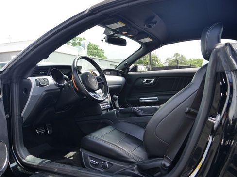 Used 2016 Ford Mustang GT Premium RWD image 32