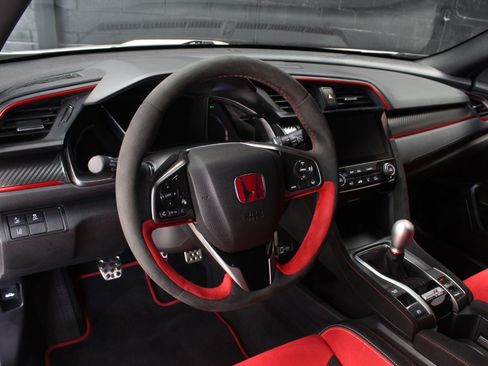 Used 2020 Honda Civic Type R image 40